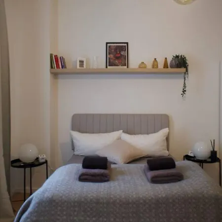 Ground-floor For 2 Ppl In Prenzlauer Berg